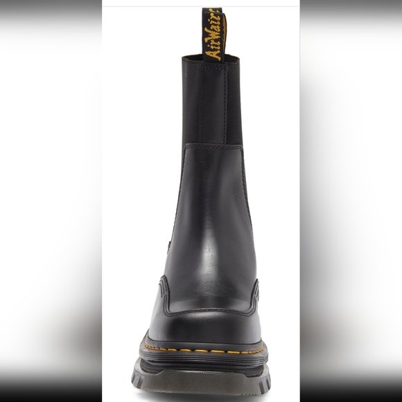 Dr. Martens Corran Chelsea Boot - Picture 4 of 8